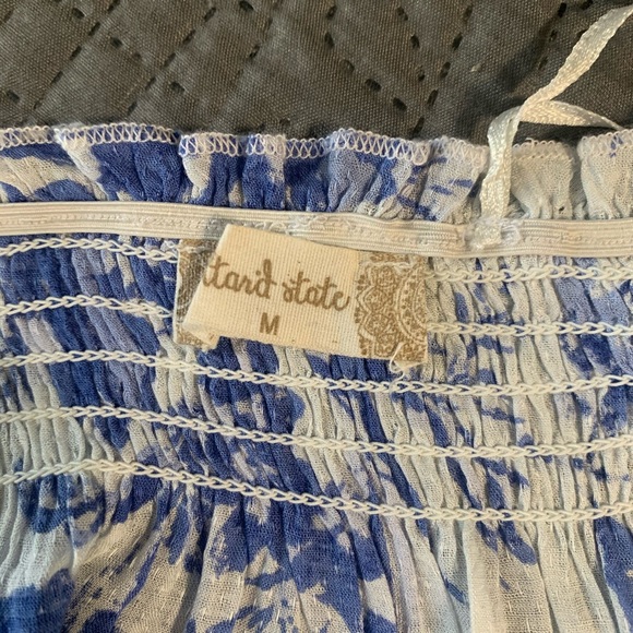 Off the shoulder floral top! - Picture 2 of 2